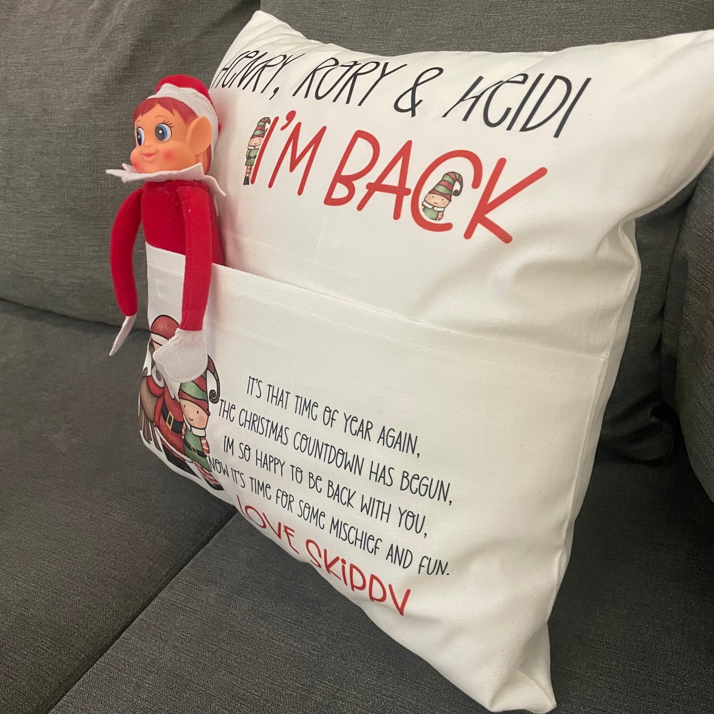 Elf Arrival Return Cushion